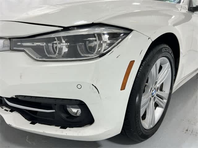 Thumbnail: 2018 BMW 3 Series - 36