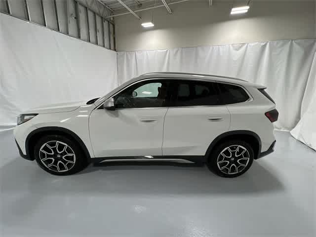 Thumbnail: 2024 BMW X1 - 11