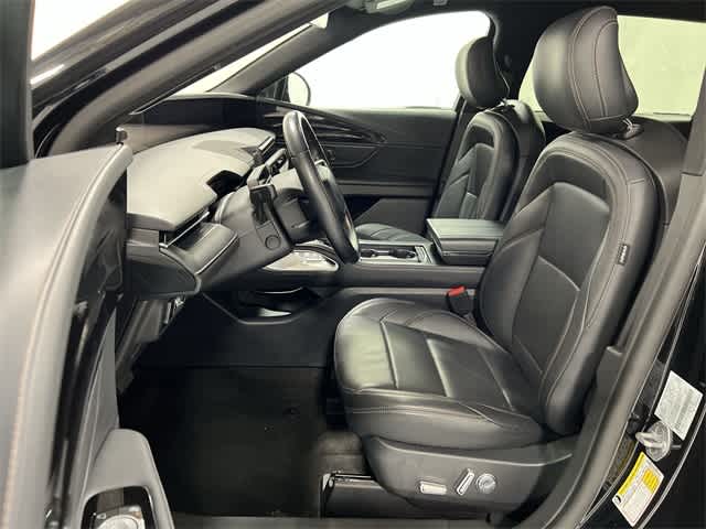 Thumbnail: 2024 Lincoln Nautilus - 22