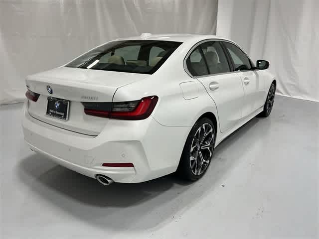 Thumbnail: 2025 BMW 3 Series - 14