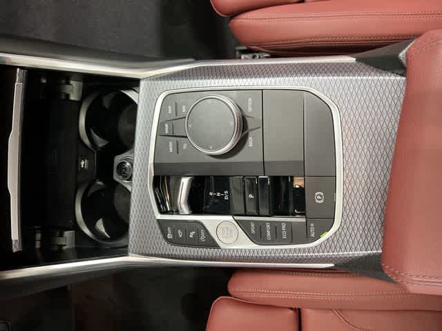 Thumbnail: 2024 BMW 2 Series - 30