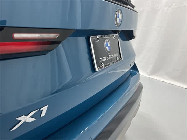 Thumbnail: 2025 BMW X1 - 17
