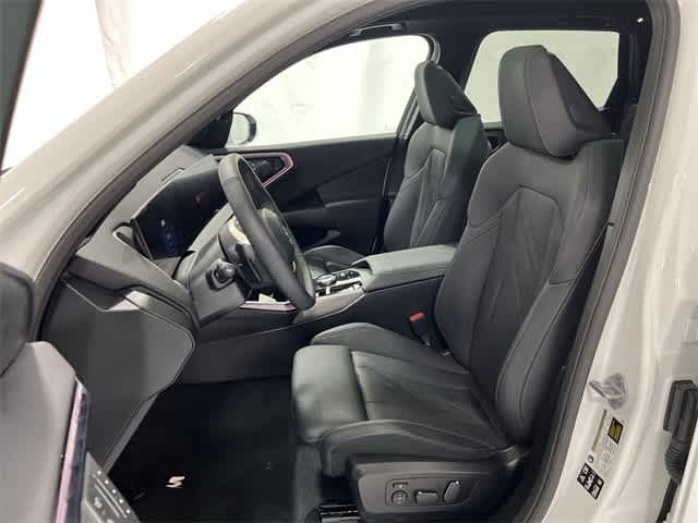 Thumbnail: 2025 BMW X3 - 21