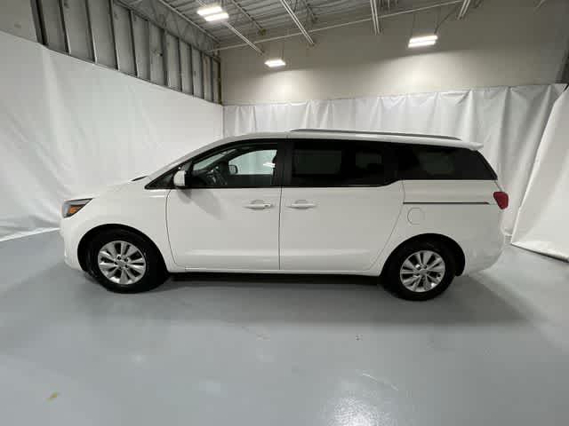 Thumbnail: 2017 Kia Sedona - 11
