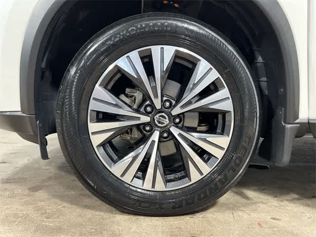Thumbnail: 2021 Nissan Rogue - 18