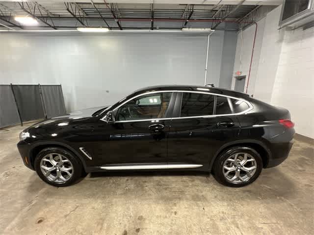 Thumbnail: 2023 BMW X4 - 11