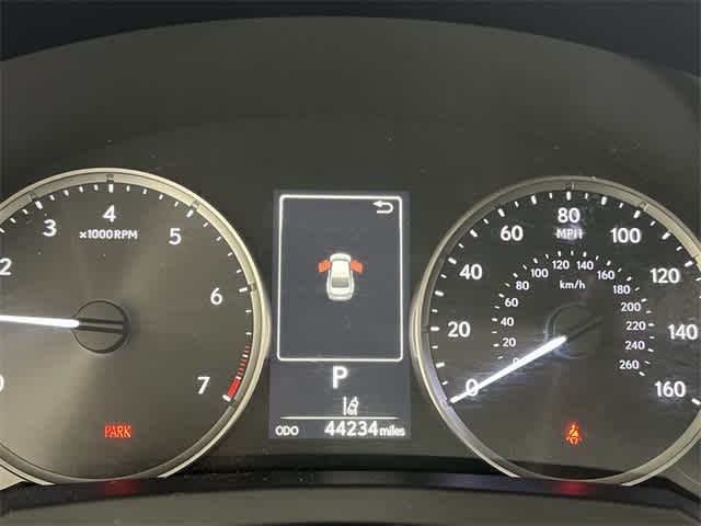 Thumbnail: 2022 Lexus IS - 31