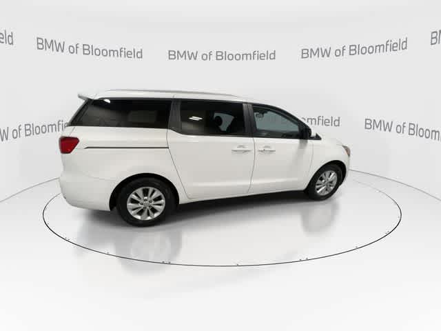 Thumbnail: 2017 Kia Sedona - 8