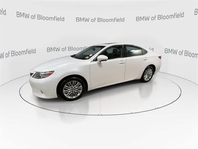 Thumbnail: 2014 Lexus ES - 4