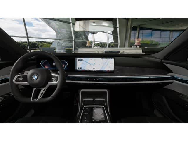 Thumbnail: 2025 BMW 7 Series - 10