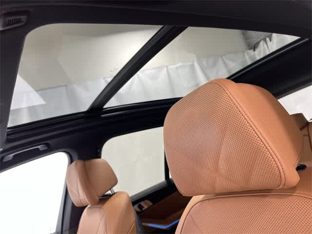 Thumbnail: 2024 BMW X5 - 23