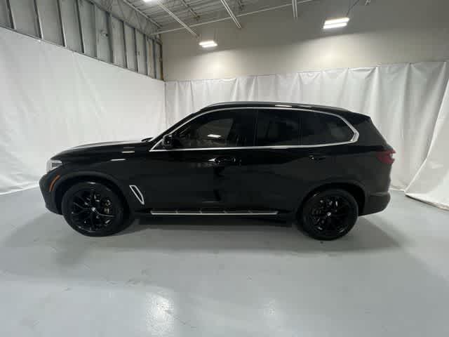 Thumbnail: 2022 BMW X5 - 11