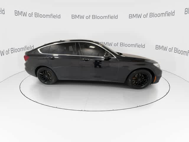 Thumbnail: 2016 BMW 5 Series - 9