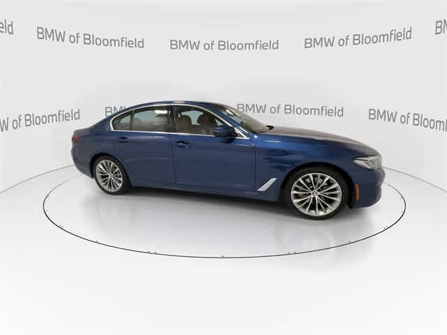 Thumbnail: 2022 BMW 5 Series - 9