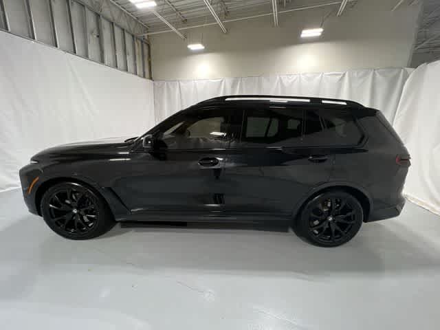 Thumbnail: 2024 BMW X7 - 11