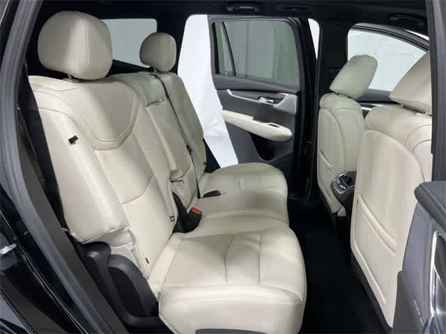 Thumbnail: 2023 Cadillac XT6 - 25