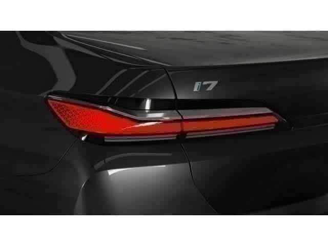 Thumbnail: 2025 BMW i7 - 7