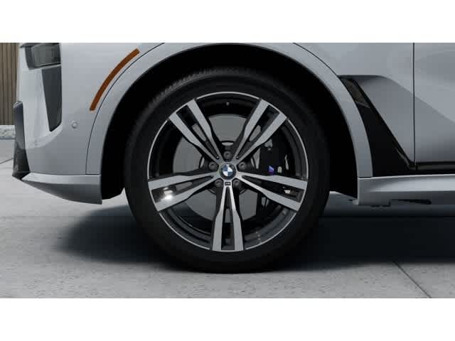 Thumbnail: 2027 BMW X7 - 7