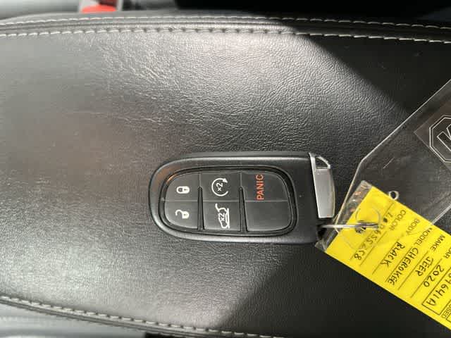 Thumbnail: 2020 Jeep Cherokee - 33