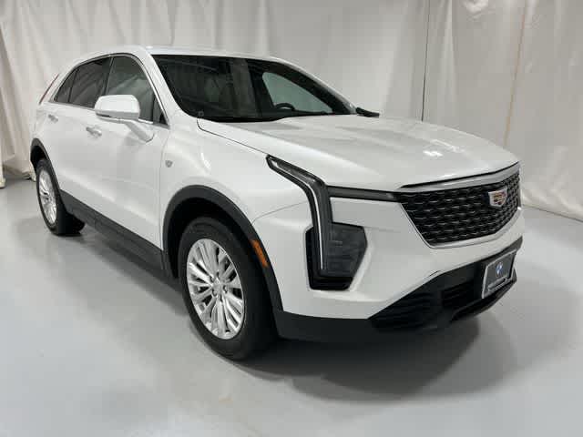 Thumbnail: 2024 Cadillac XT4 - 15