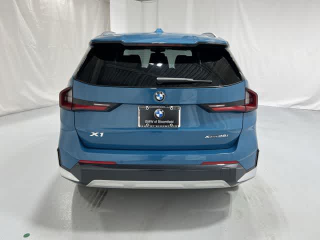 Thumbnail: 2024 BMW X1 - 13