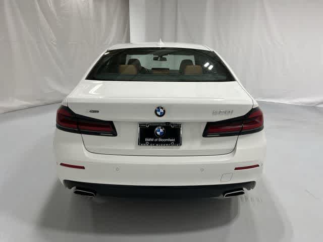 Thumbnail: 2023 BMW 5 Series - 13