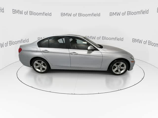 Thumbnail: 2015 BMW 3 Series - 9