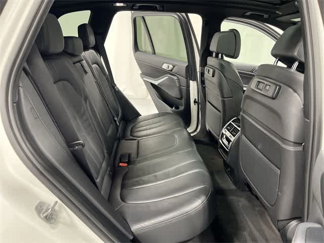 Thumbnail: 2022 BMW X5 - 25