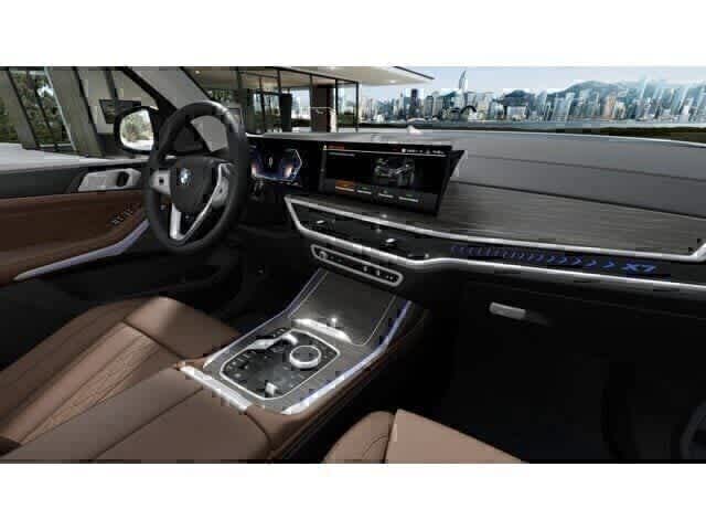 Thumbnail: 2027 BMW X7 - 14