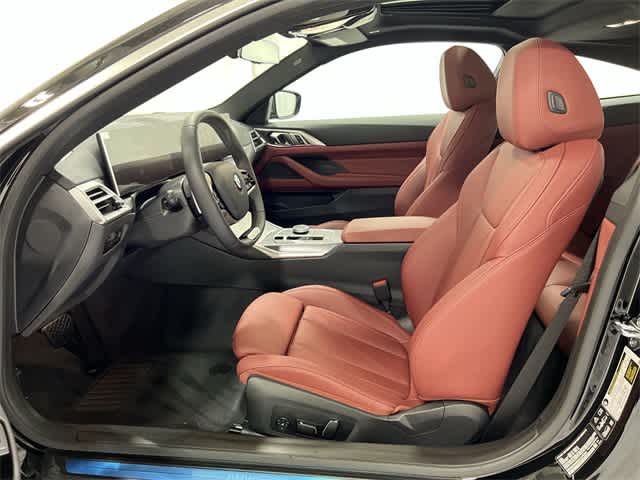 Thumbnail: 2025 BMW 4 Series - 10