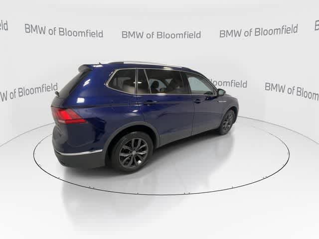 Thumbnail: 2022 Volkswagen Tiguan - 8
