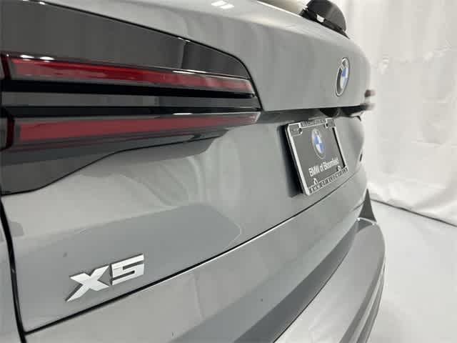 Thumbnail: 2026 BMW X5 - 17