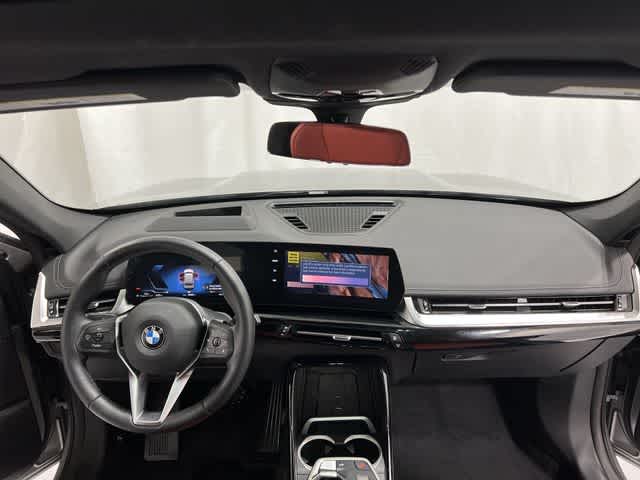 Thumbnail: 2025 BMW X1 - 20