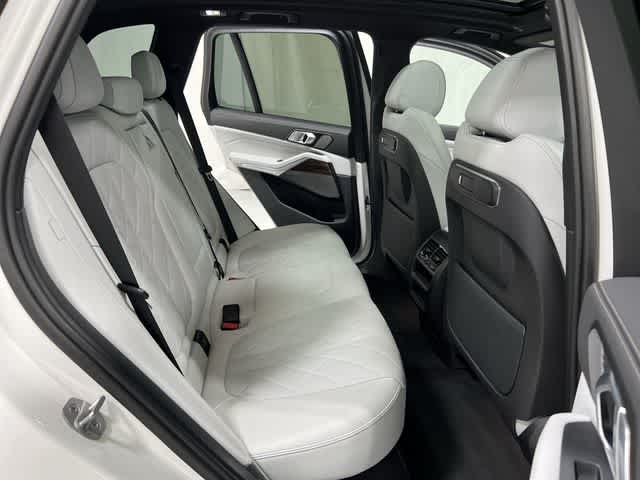 Thumbnail: 2024 BMW X5 - 25