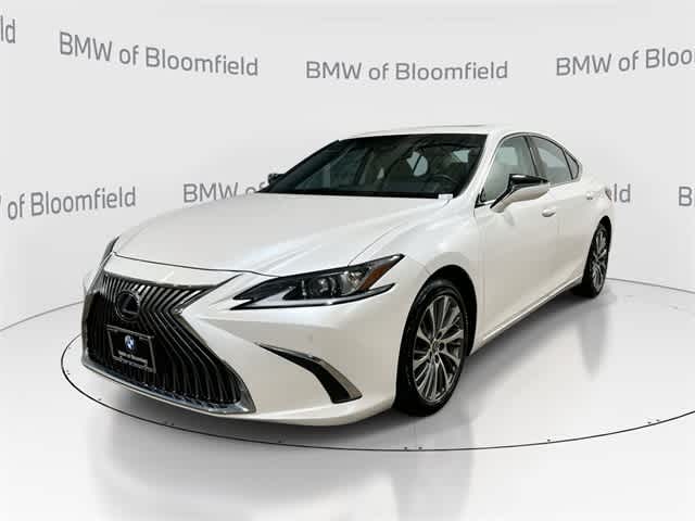 Thumbnail: 2020 Lexus ES - 1