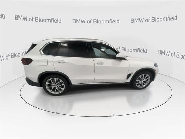 Thumbnail: 2026 BMW X5 - 9