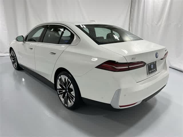 Thumbnail: 2025 BMW i5 - 12