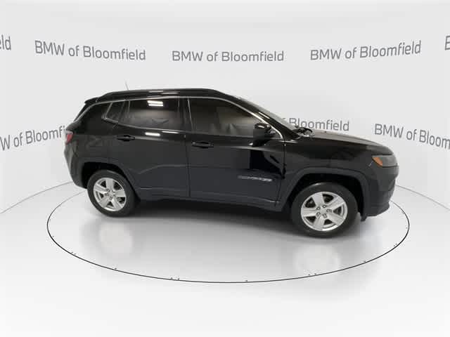 Thumbnail: 2022 Jeep Compass - 9