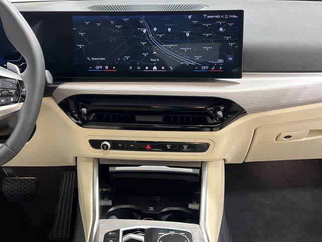 Thumbnail: 2025 BMW 3 Series - 27