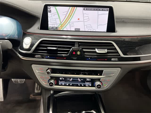 Thumbnail: 2022 BMW 7 Series - 29