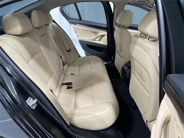 Thumbnail: 2016 BMW 5 Series - 25