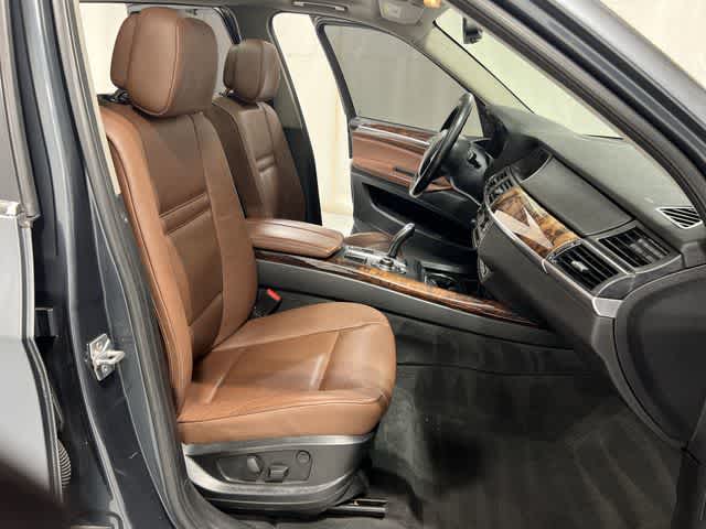 Thumbnail: 2013 BMW X5 - 25