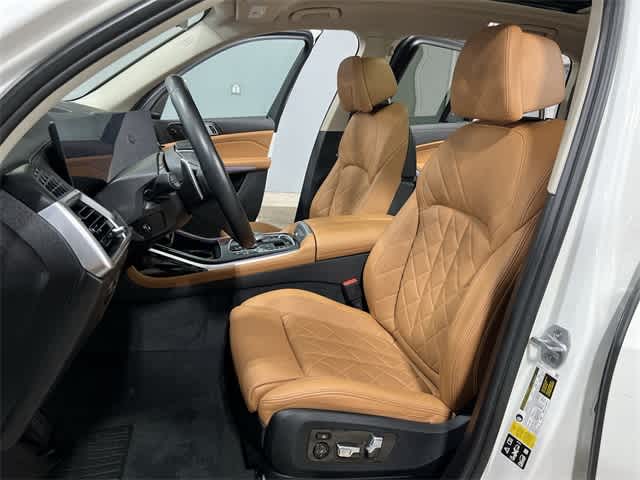 Thumbnail: 2023 BMW X7 - 22