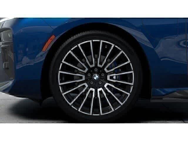 Thumbnail: 2026 BMW 7 Series - 7