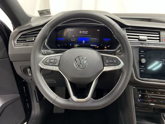 Thumbnail: 2023 Volkswagen Tiguan - 27