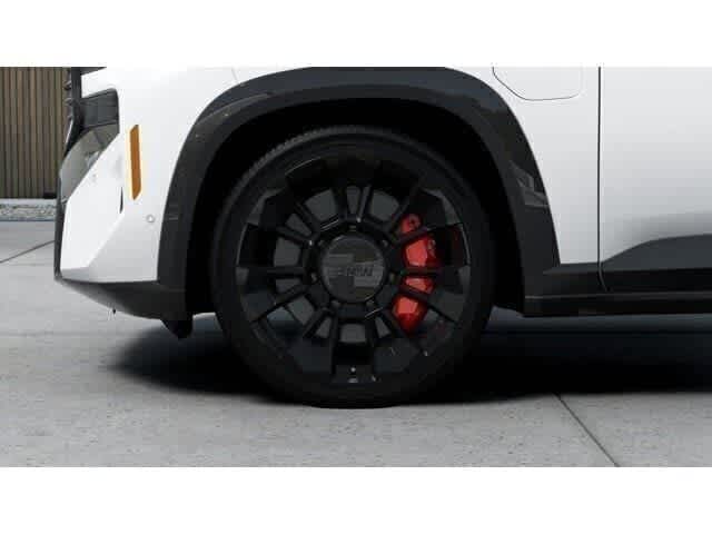 Thumbnail: 2026 BMW XM - 7