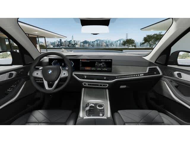 Thumbnail: 2026 BMW X7 - 10