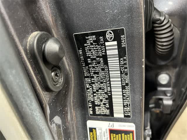 2014 Toyota Camry XLE 36