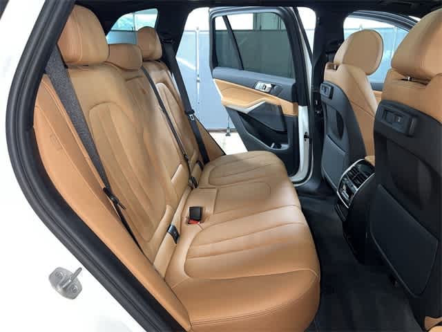 2022 BMW X5 xDrive40i 26