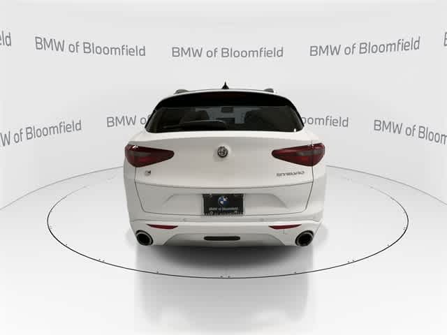 Thumbnail: 2021 Alfa Romeo Stelvio - 7